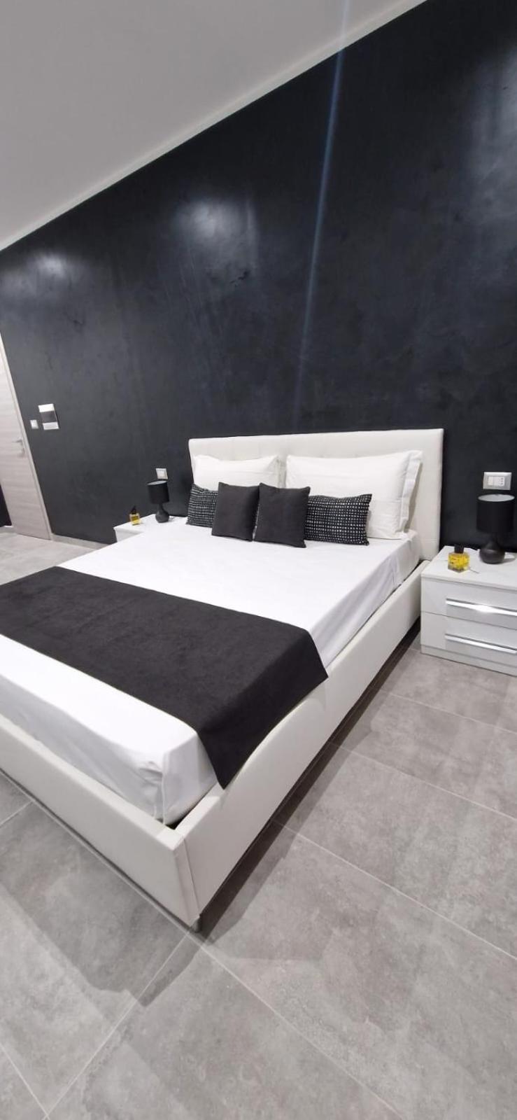Hotel Movida Casoria Luaran gambar