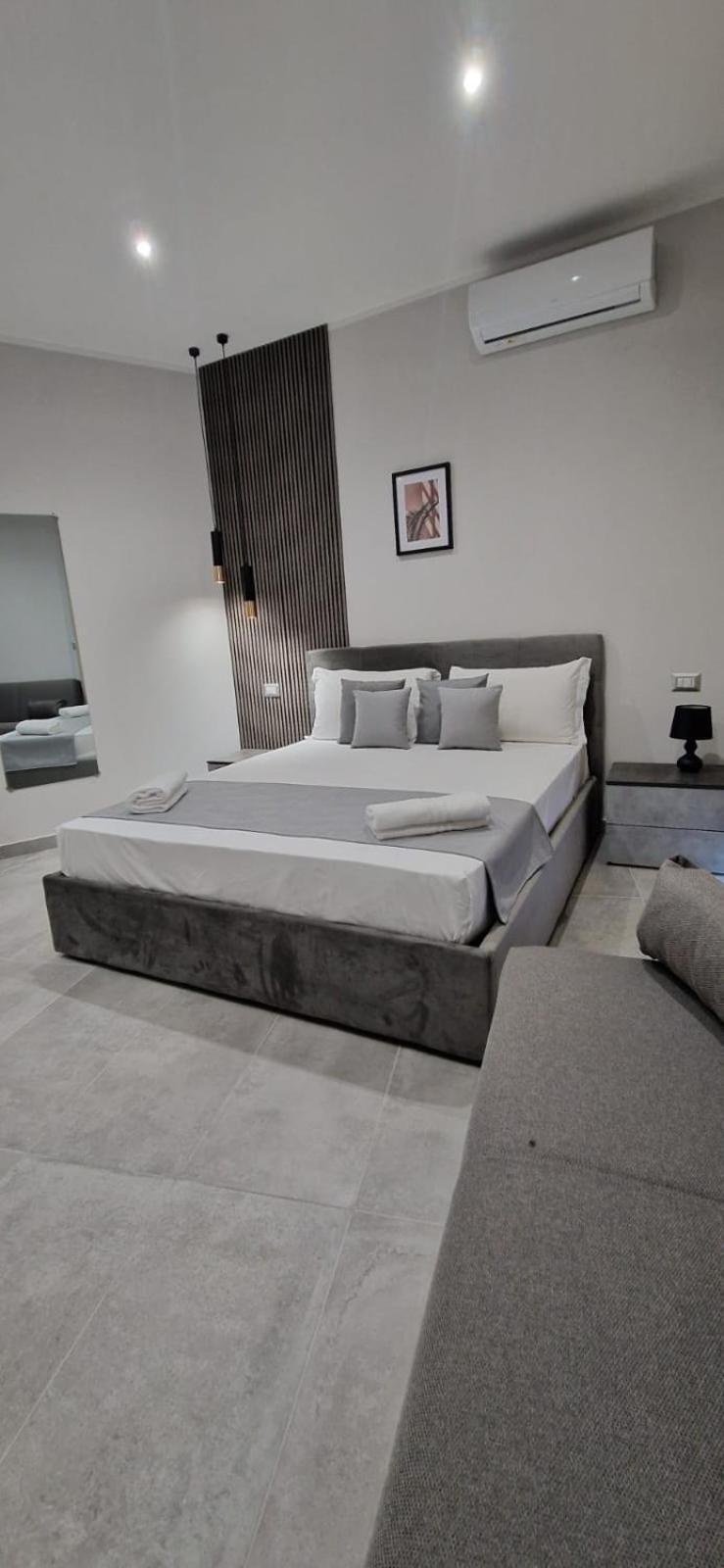 Hotel Movida Casoria Luaran gambar